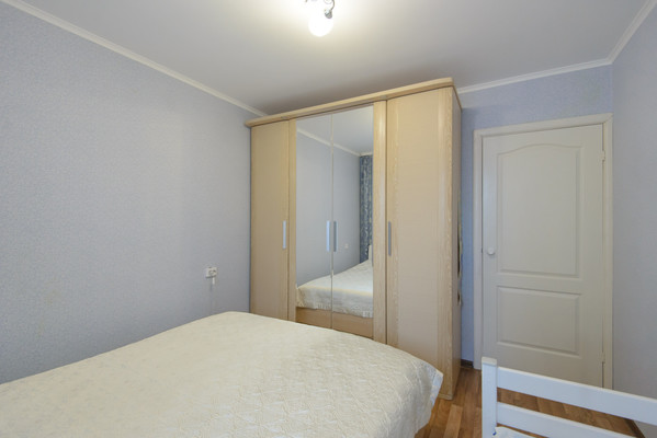 Продам двухкомнатную (2-комн.) квартиру, Петренко ул, 16а, Ростов-на-Дону г