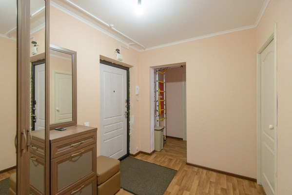 Продам двухкомнатную (2-комн.) квартиру, Петренко ул, 16а, Ростов-на-Дону г