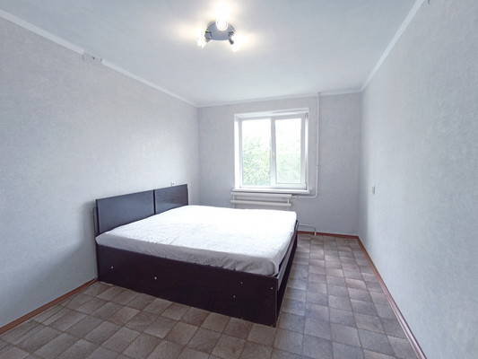 Продам двухкомнатную (2-комн.) квартиру, Тимакова ул, 5, Рязань г