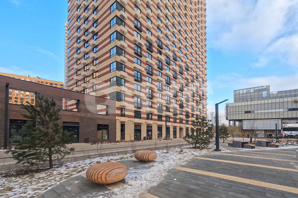 Продам трехкомнатную (3-комн.) квартиру, Очаковское ш, 5к3, Москва г