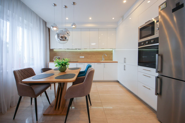 Продам трехкомнатную (3-комн.) квартиру, Новикова ул, 20, Наро-Фоминск г
