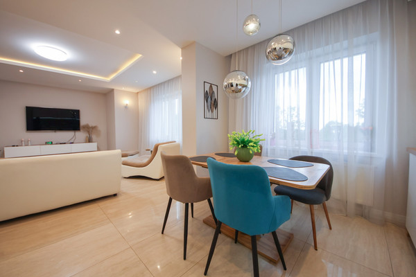 Продам трехкомнатную (3-комн.) квартиру, Новикова ул, 20, Наро-Фоминск г