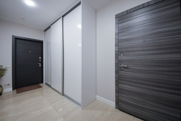 Продам трехкомнатную (3-комн.) квартиру, Новикова ул, 20, Наро-Фоминск г