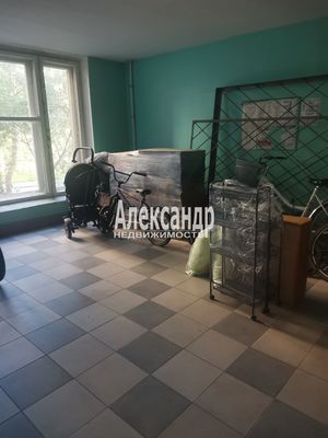 Продам комнату в 8-комн. квартире, Луначарского пр-кт, 96к2, Санкт-Петербург г