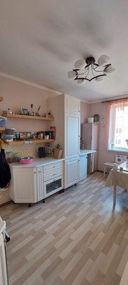 Продам двухкомнатную (2-комн.) квартиру, Первомайская ул, 17к1, Никольское г
