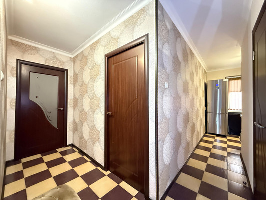 Продам двухкомнатную (2-комн.) квартиру, Кирова ул, 19, Нальчик г