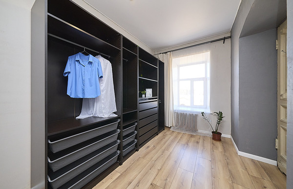 Продам 2-комн. в 5-комн. квартире, Марата ул, 50А, Санкт-Петербург г