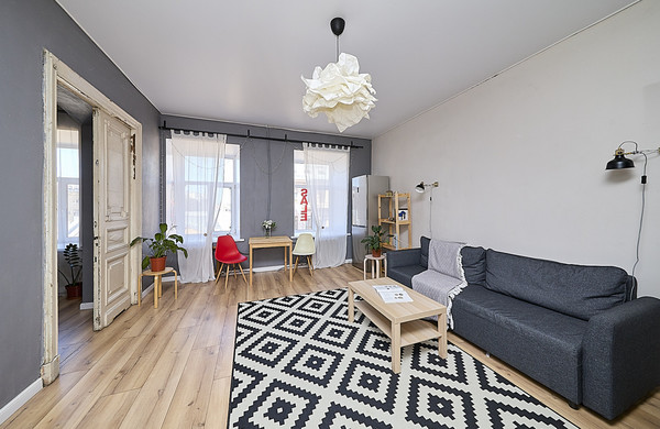 Продам 2-комн. в 5-комн. квартире, Марата ул, 50А, Санкт-Петербург г