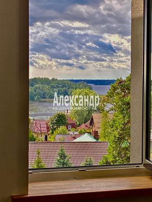 Продам дом, Большая Гвардейская ул, 24, Выборг г, 120 км от города