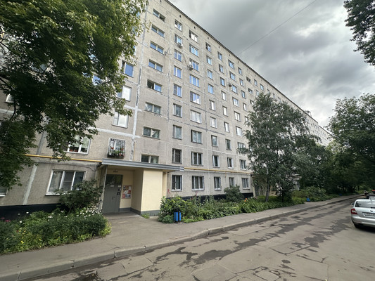 Продам трехкомнатную (3-комн.) квартиру, Вешняковская ул, 11к2, Москва г
