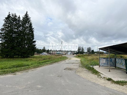 Продам торговое помещение 2 332 м2, Дружбы пл, 35, Елизаветино п