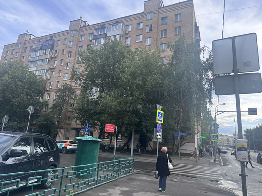 Продам трехкомнатную (3-комн.) квартиру, Пресненский Вал ул, 8к1, Москва г