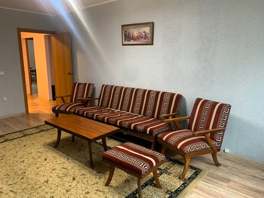 Продам двухкомнатную (2-комн.) квартиру, им. писателя Знаменского пр-кт, 31к1, Краснодар г