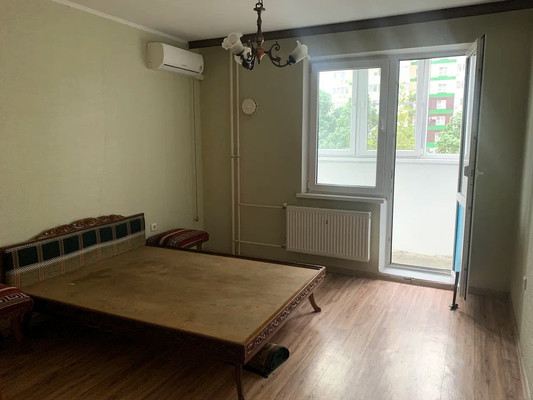 Продам двухкомнатную (2-комн.) квартиру, им. писателя Знаменского пр-кт, 31к1, Краснодар г