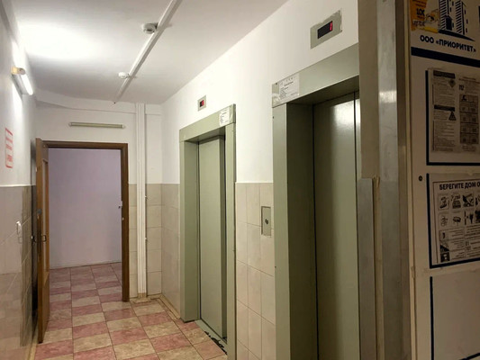 Продам двухкомнатную (2-комн.) квартиру, им. писателя Знаменского пр-кт, 31к1, Краснодар г
