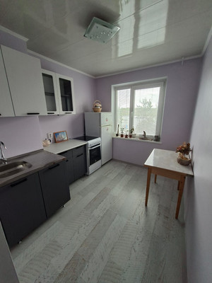 Продам двухкомнатную (2-комн.) квартиру, Крупской ул, 64, Мурманск г