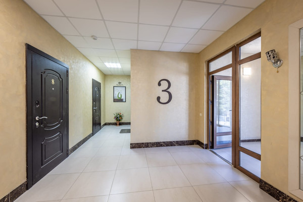 Продам однокомнатную (1-комн.) квартиру, Трубаченко ул, 14Е, Симферополь г