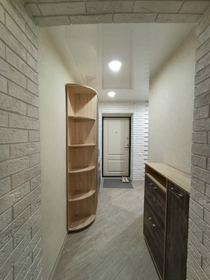 Продам двухкомнатную (2-комн.) квартиру, Гущина ул, 153кв, Барнаул г