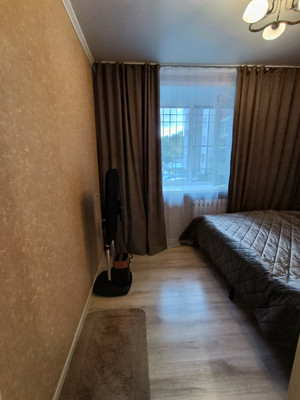 Продам двухкомнатную (2-комн.) квартиру, Гущина ул, 153кв, Барнаул г