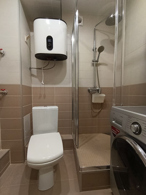 Продам двухкомнатную (2-комн.) квартиру, Гущина ул, 153кв, Барнаул г