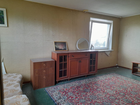 Продам трехкомнатную (3-комн.) квартиру, Аскольдовцев ул, 23/35, Мурманск г