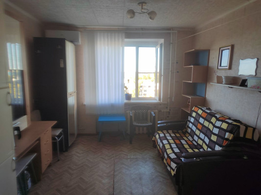 Продам комнату в 8-комн. квартире, Ленина ул, 96, Волгодонск г