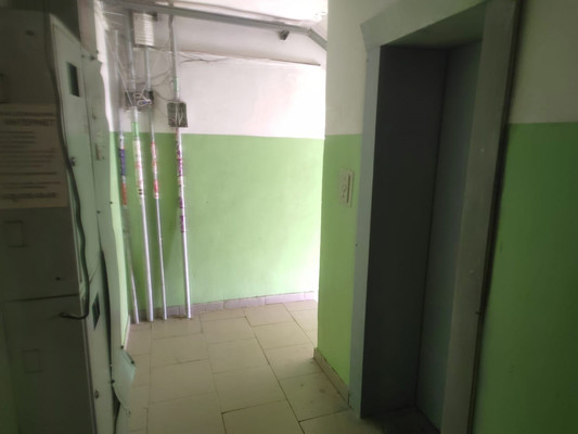 Продам комнату в 8-комн. квартире, Ленина ул, 96, Волгодонск г
