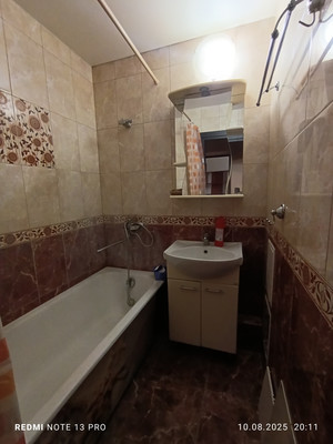 Продам трехкомнатную (3-комн.) квартиру, 1-я Линия Поймы реки Кубань ул, 2, Краснодар г