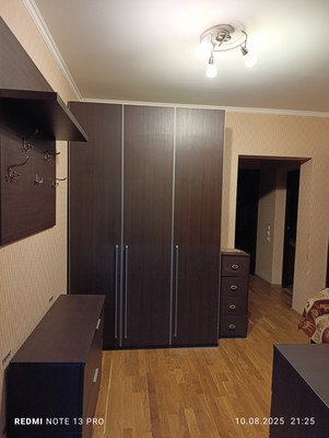 Продам трехкомнатную (3-комн.) квартиру, 1-я Линия Поймы реки Кубань ул, 2, Краснодар г