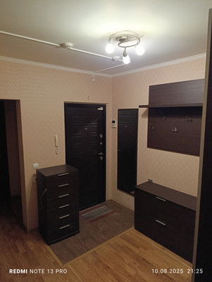 Продам трехкомнатную (3-комн.) квартиру, 1-я Линия Поймы реки Кубань ул, 2, Краснодар г