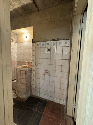 Продам трехкомнатную (3-комн.) квартиру, Каспарова ул, 43, Армавир г