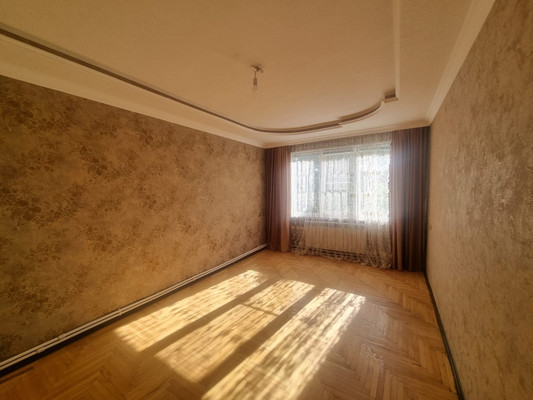 Продам многокомнатную квартиру, Ахметова М.Х. ул, 1, Нарткала г