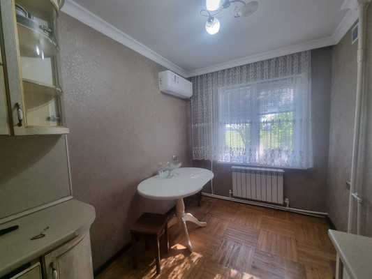 Продам многокомнатную квартиру, Ахметова М.Х. ул, 1, Нарткала г