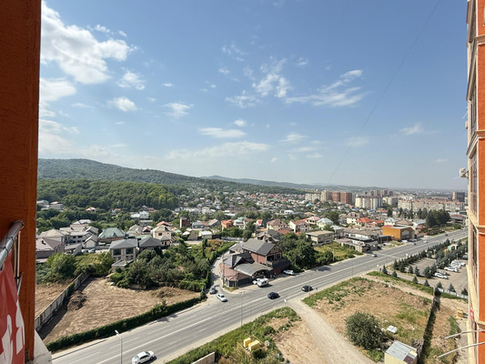 Продам многокомнатную квартиру, Тлостанова ул, 16, Нальчик г