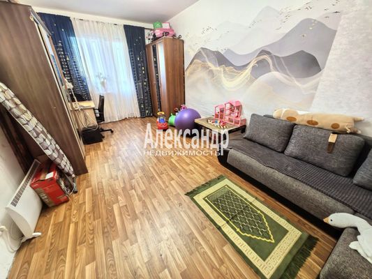 Продам двухкомнатную (2-комн.) квартиру, Школьный пер, 5к2, Старая д