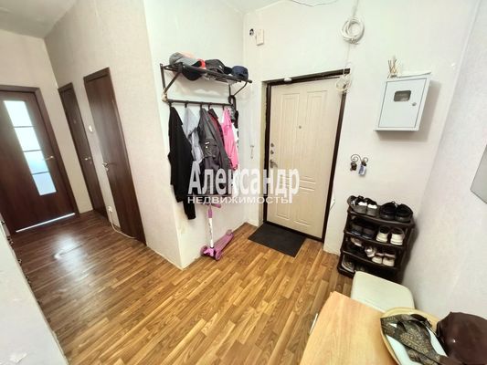 Продам двухкомнатную (2-комн.) квартиру, Школьный пер, 5к2, Старая д