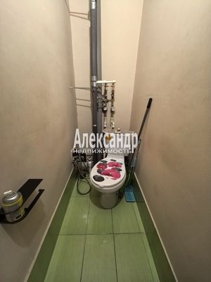 Продам двухкомнатную (2-комн.) квартиру, Школьный пер, 5к2, Старая д