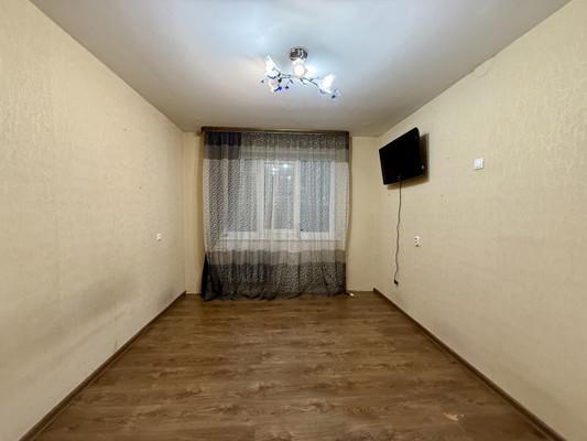 Продам однокомнатную (1-комн.) квартиру, ДЗФС мкр, 8а, Дмитров г