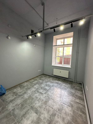 Продам коммерческое помещение 95,6 м2, Гвардейская ул, 31/42, Казань г