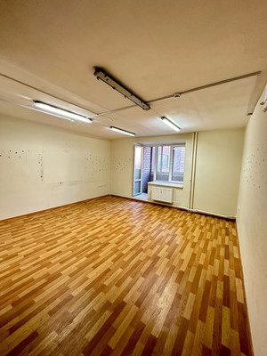 Продам коммерческое помещение 135 м2, Гвардейская ул, 31/42, Казань г