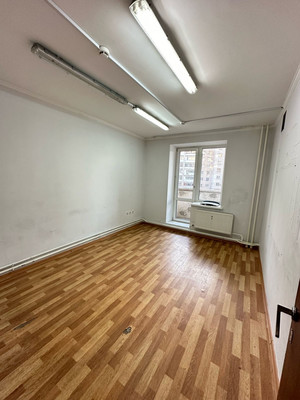Продам коммерческое помещение 135 м2, Гвардейская ул, 31/42, Казань г