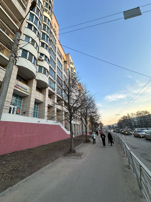 Продам коммерческое помещение 135 м2, Гвардейская ул, 31/42, Казань г