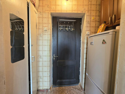 Продам комнату в 5-комн. квартире, Победы пр-кт, 45, Ступино г