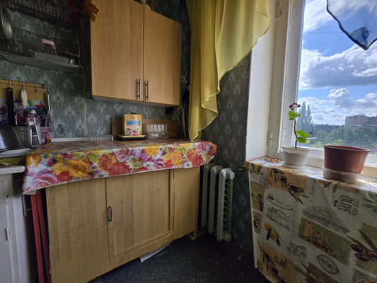 Продам комнату в 5-комн. квартире, Победы пр-кт, 45, Ступино г