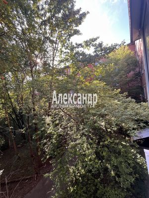 Продам двухкомнатную (2-комн.) квартиру, Рощинская ул, 2, Гатчина г