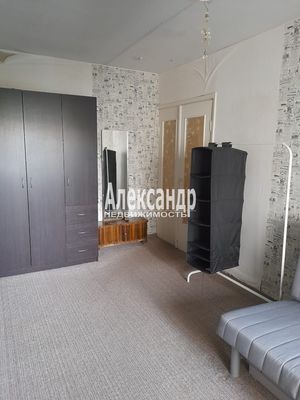 Сдам двухкомнатную (2-комн.) квартиру, Нахимова ул, 3к1, Санкт-Петербург г