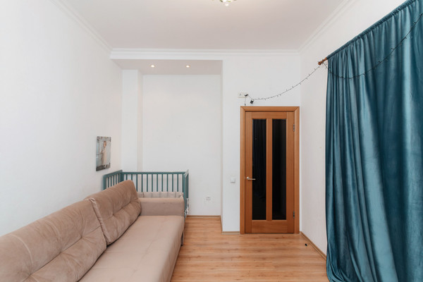 Продам трехкомнатную (3-комн.) квартиру, Дунина-Горкавича ул, 8, Ханты-Мансийск г