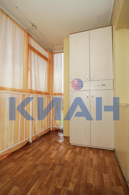 Продам двухкомнатную (2-комн.) квартиру, Мужества ул, 24, Красноярск г