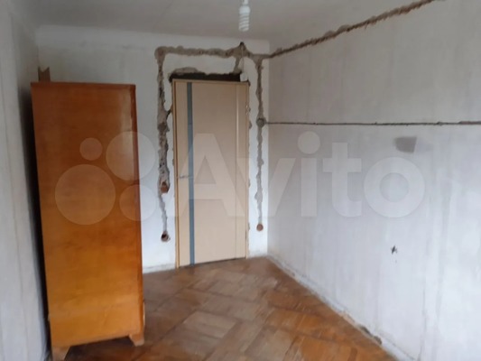 Продам трехкомнатную (3-комн.) квартиру, Лазурная ул, 68, Краснодар г