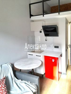 Продам однокомнатную (1-комн.) квартиру, Вознесенский пр-кт, 35, Санкт-Петербург г